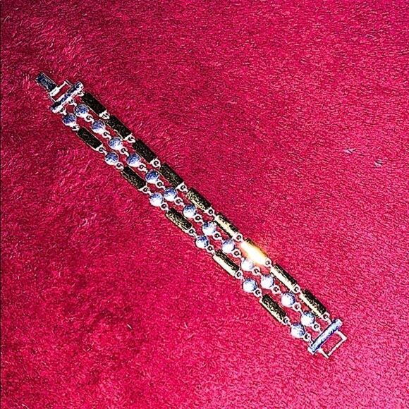 Napier Silver & GoldTone bracelet - Picture 1 of 4